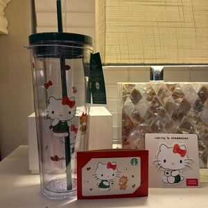 Starbucks Hello Kitty Acrylic reusable cup NWT Limited Edition + 2 gift cards
